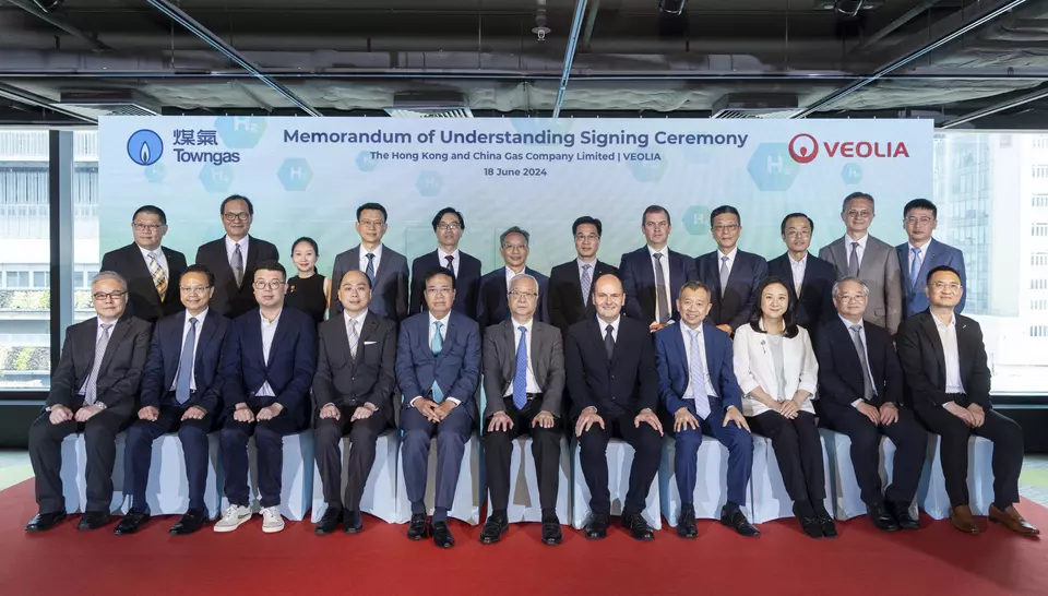 Guests at the launch of Hong Kong's first green hydrogen project included representatives from Veolia, Towngas, HKSAR, stakeholders of hydrogen projects, and green groups.